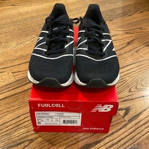 FuelCell Propel V2 Running Sneakers Size: 7.5